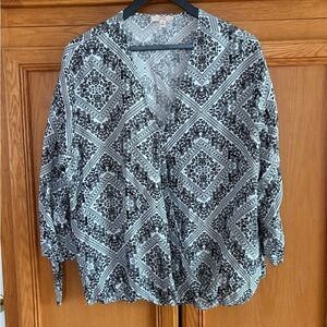 Como Vintage Geometric Black and White Blouse size large